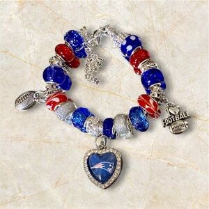 New England Patriots Beaded Charm Bracelet.